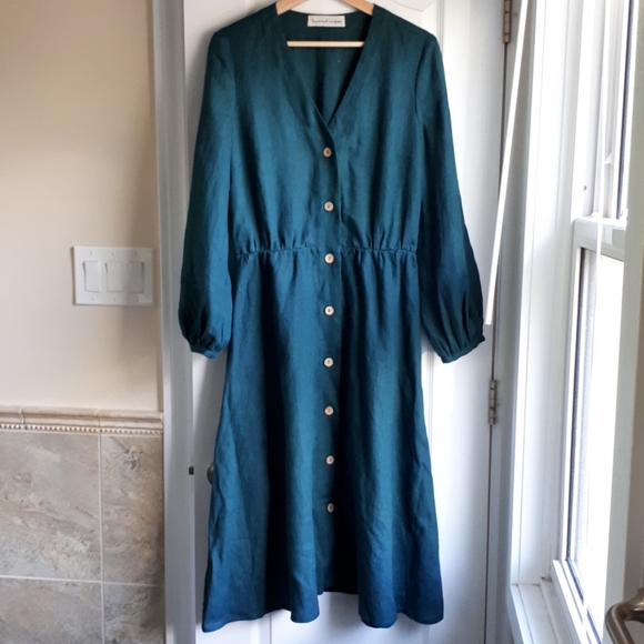 Love and confuse linen dress- EMERALD BLUE - Medium - Picture 2 of 11